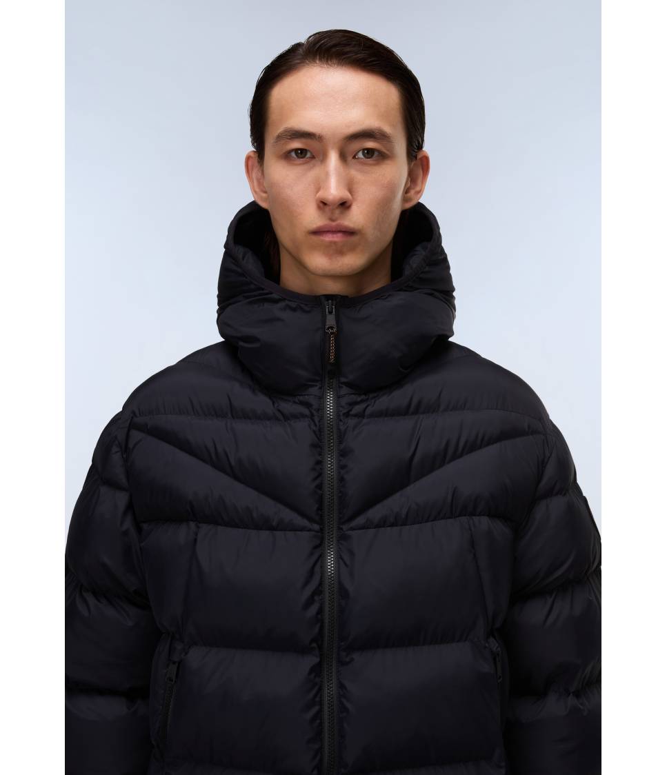 A-MOLVENO HOOD BLACK BEAUTY